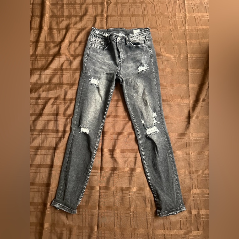 Trendy Distressed Black Women Jeans
